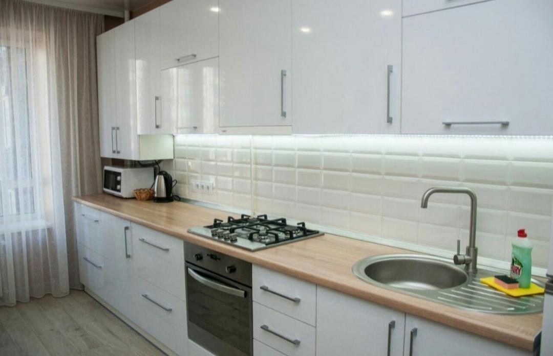 Vip Apartments Lutsk Luaran gambar