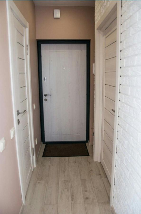 Vip Apartments Lutsk Luaran gambar